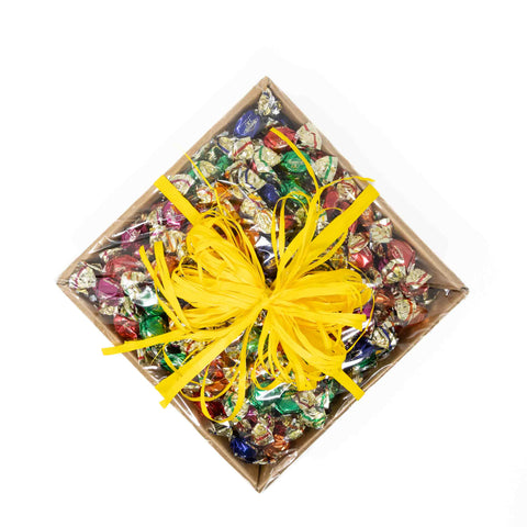Vassoio quadrato con caramelle bye frutta by Mangini kg.1