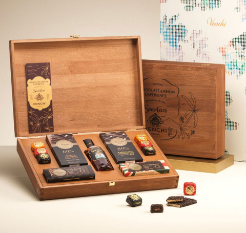 Scatola legno Chocolate & Rhum Riserva 20 anni Experience 332 g + 20 cl Venchi
